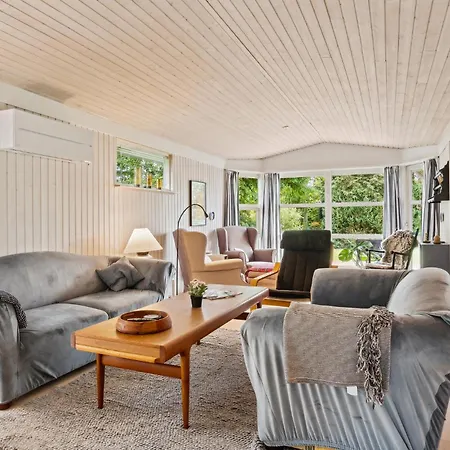 Feriehus Pet Friendly In With Wifi *